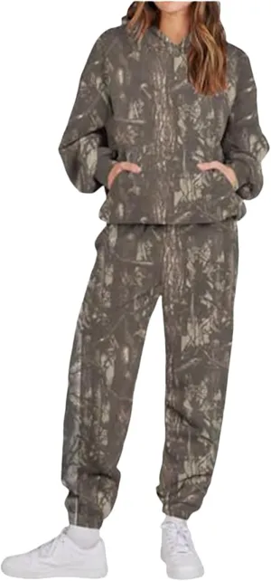Camo Sweatsuits for Women - 2 Piece Set with Oversized Maple Leaf Print Hooded Sweatshirt & Baggy Camo Sweatpants