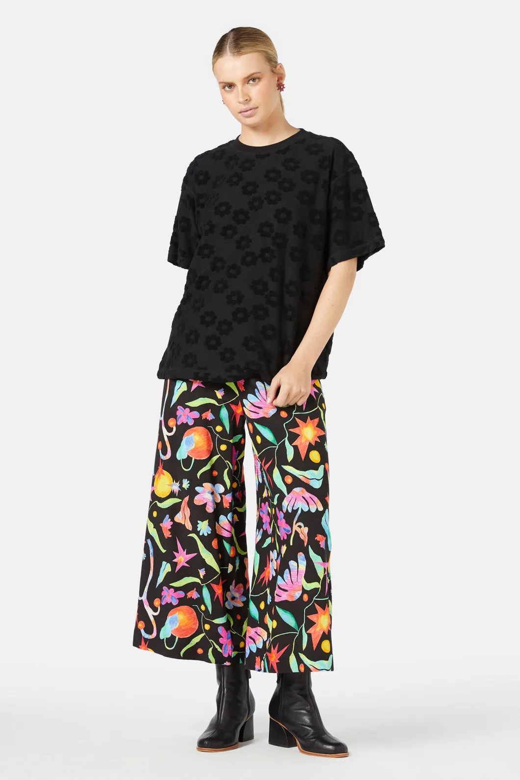Fluffy Fleur Tee