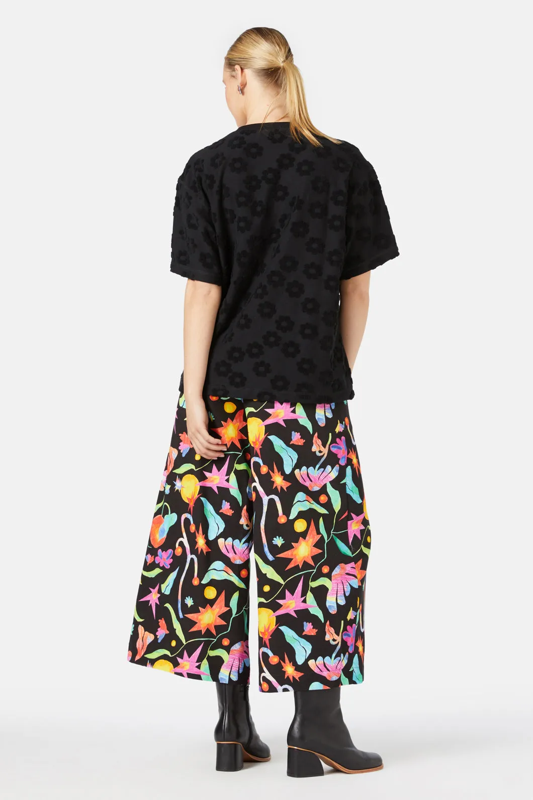 Fluffy Fleur Tee