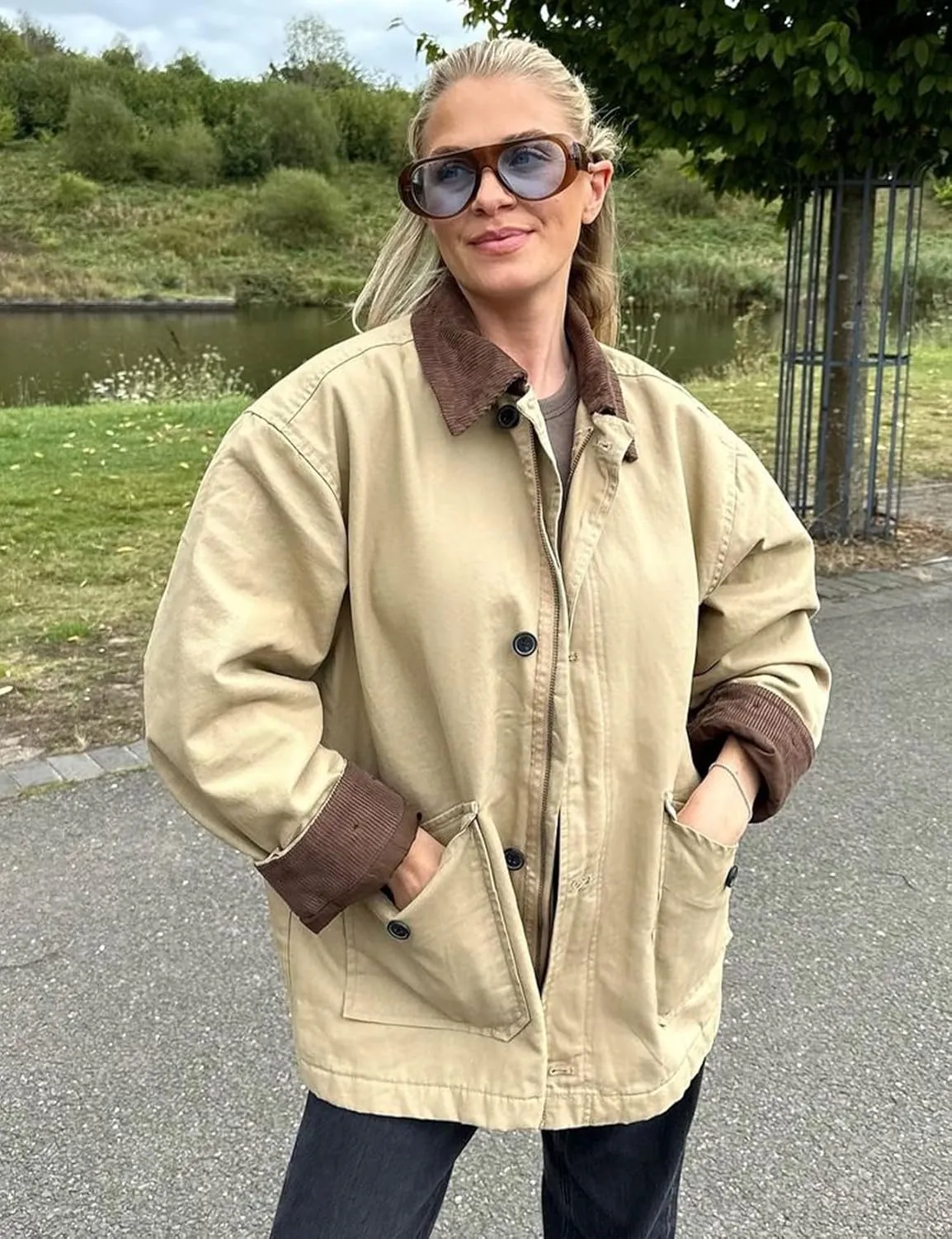 Yimoon Lightweight Jacket for Women Oversized Corduroy Lapel Collar Button Down Casual Jackets Outwear